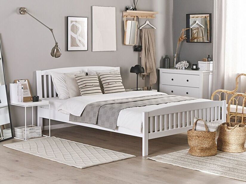 Manželská postel 160 cm CASTLE (s roštem) (bílá)