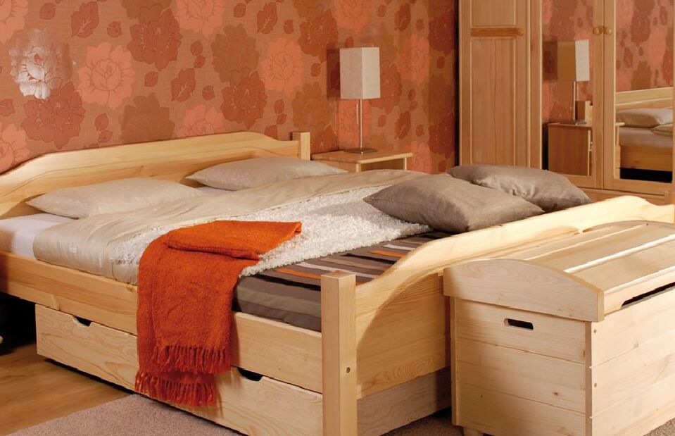 Manželská postel 180 cm LK 101 (masiv)